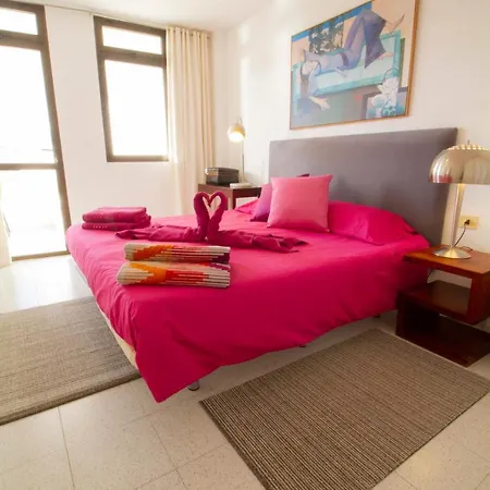 Medano4you Red Square Dream * Ελ Μέντανο